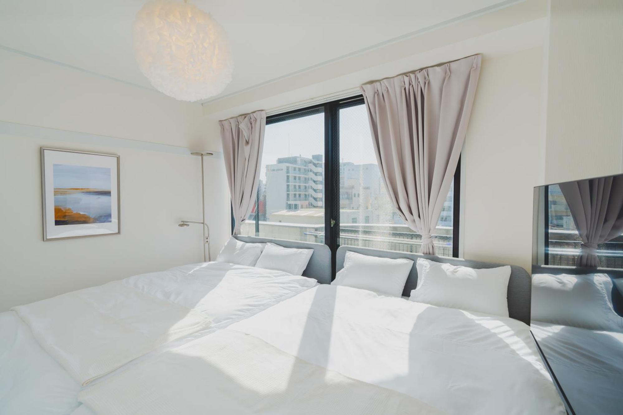 Blossom Coat Sakuragawa Aparthotel โอซาก้า ภายนอก รูปภาพ