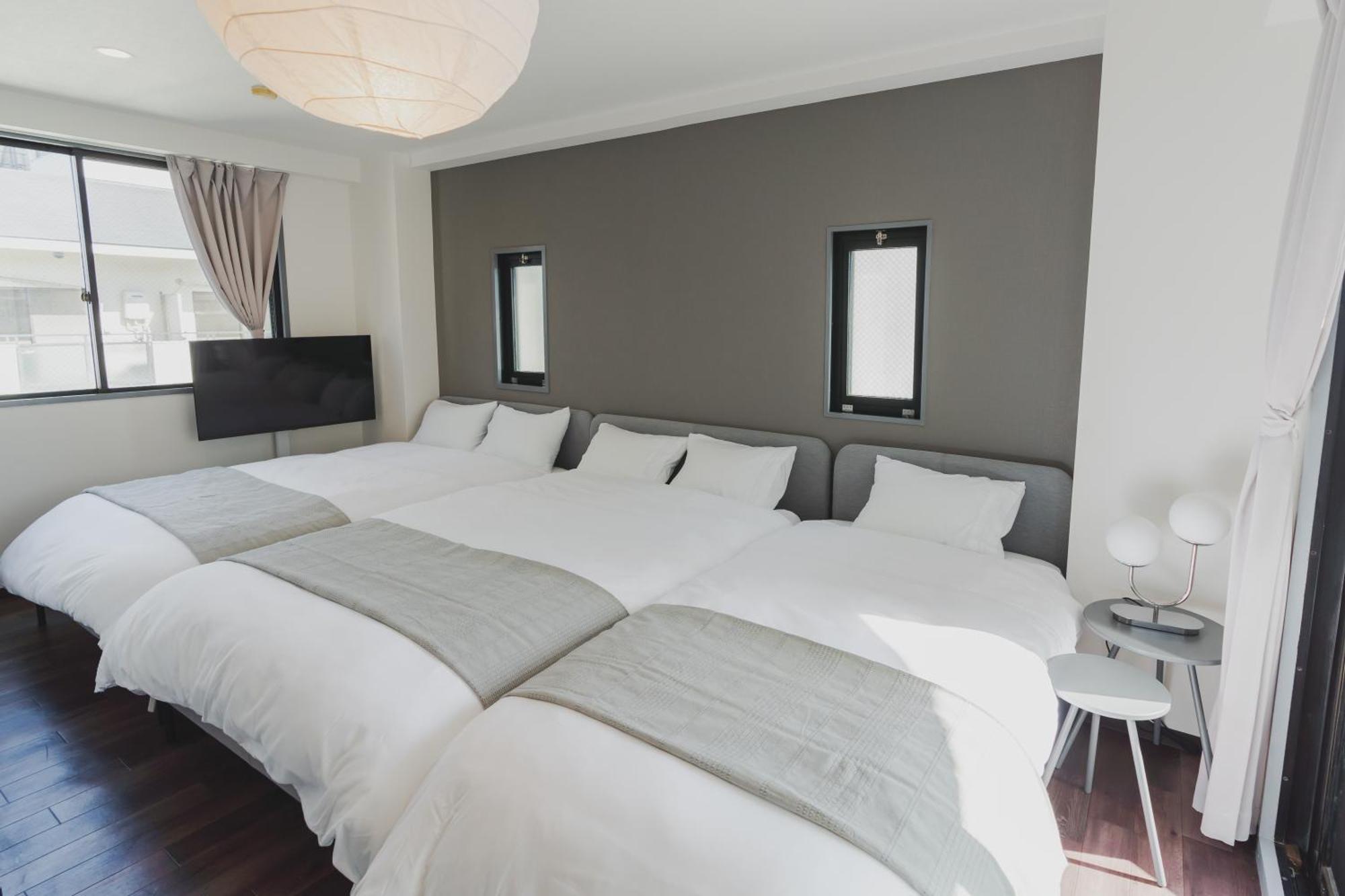 Blossom Coat Sakuragawa Aparthotel โอซาก้า ภายนอก รูปภาพ